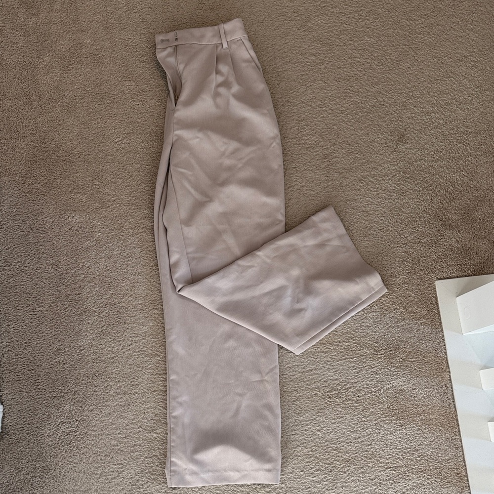 Abercrombie & Fitch Women’s Khaki Trousers